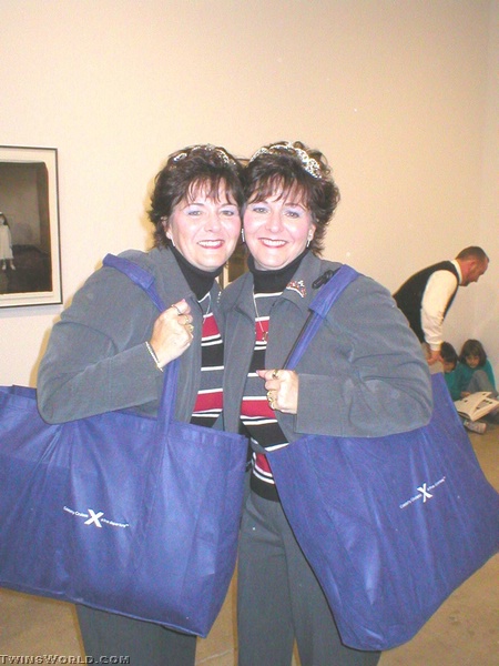 MARY ELLEN MARKS GALLERY