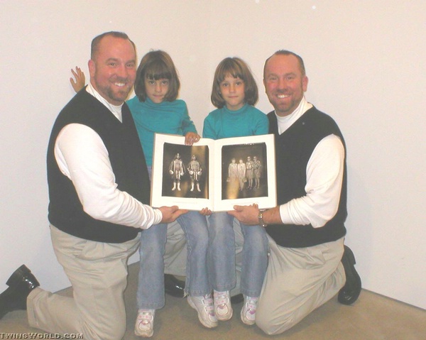 MARY ELLEN MARKS GALLERY