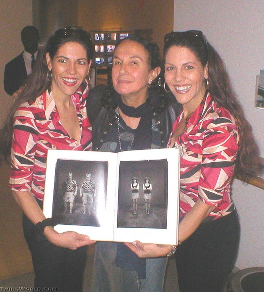 MARY ELLEN MARKS GALLERY