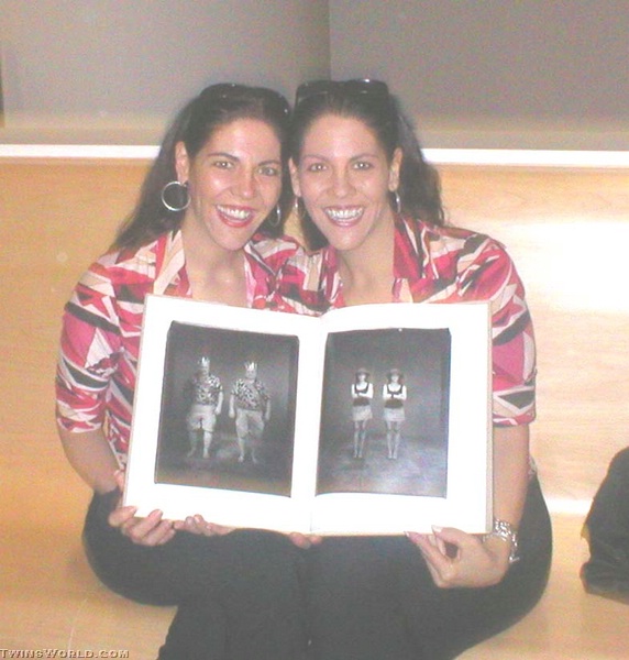 MARY ELLEN MARKS GALLERY