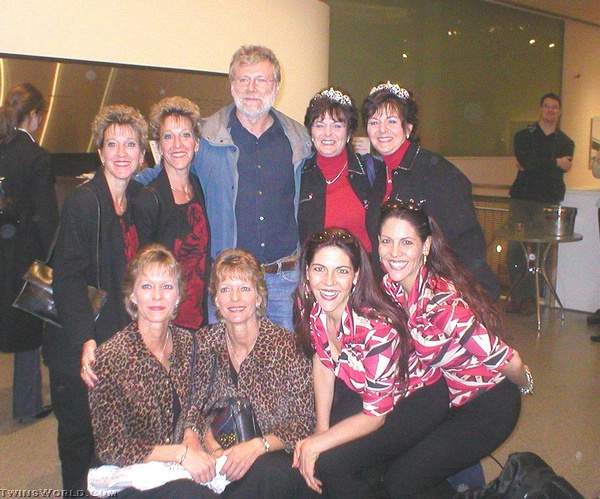 MARY ELLEN MARKS GALLERY